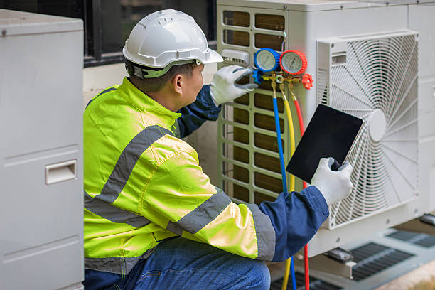 Professional Hvac technician working in Vandiver, AL